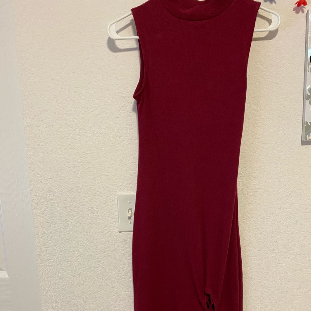 Dress - Picture 2 of 3
